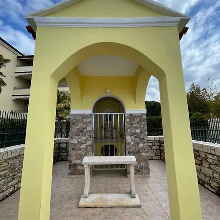 Julia Lovrecica (Istria)