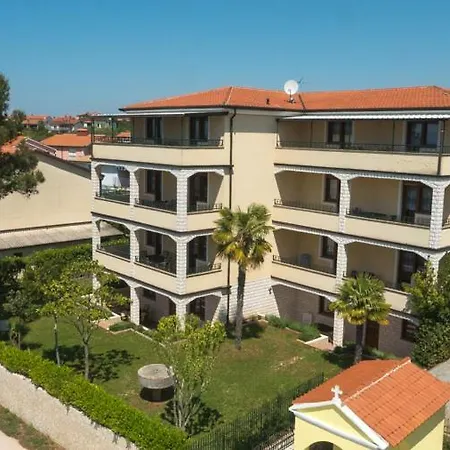 Julia Apartament Lovrečica